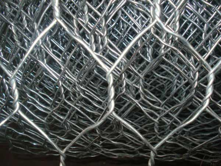 Reinforced galfan galvanized gabion box for flood control