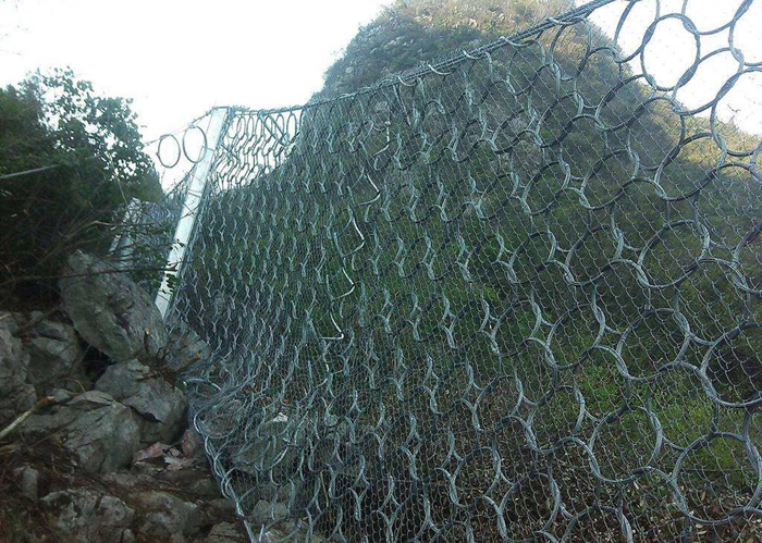 SNS flexible rockfall protection netting