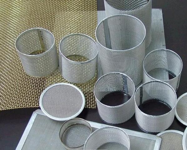 Titanium wire mesh