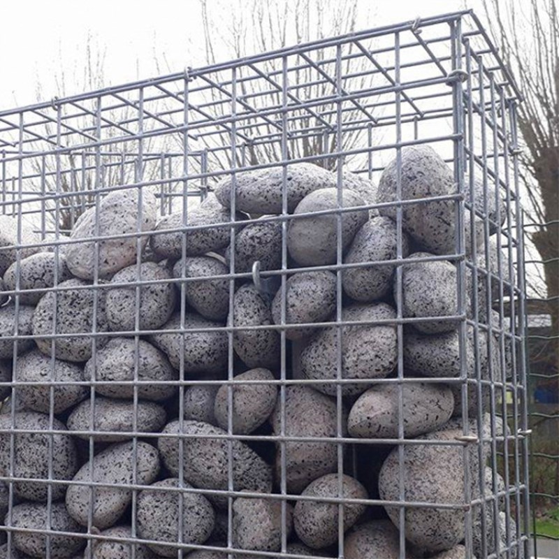 Welded wire mesh gabion basket